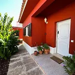 Sunshine With Heated Pool Villa Distretto di Faro