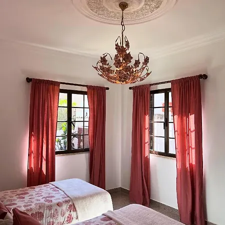 Sunshine With Heated Pool Villa Faro