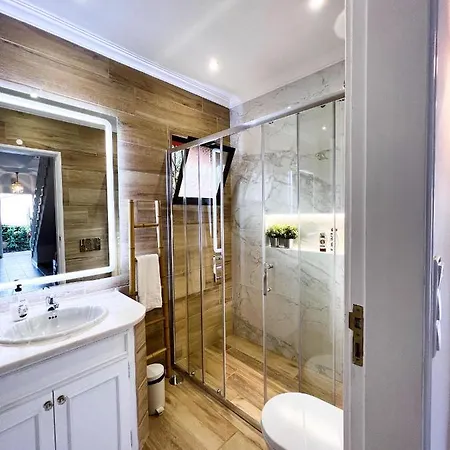 Sunshine With Heated Pool *