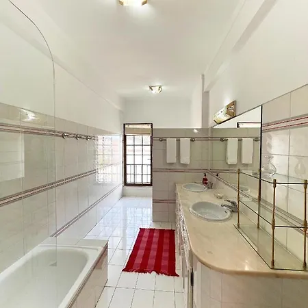 Sunshine With Heated Pool * Faro