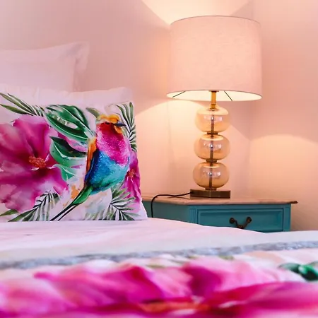 Villa Sunshine With Heated Pool *