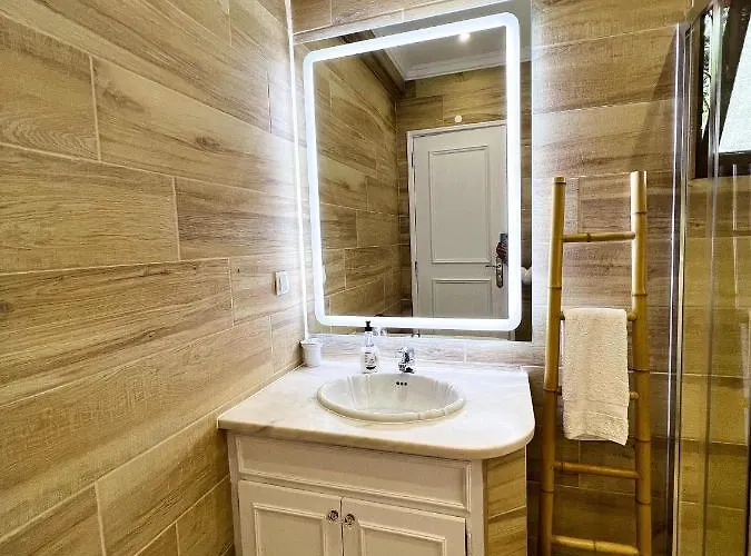 Sunshine With Heated Pool *