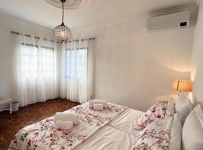 Sunshine With Heated Pool